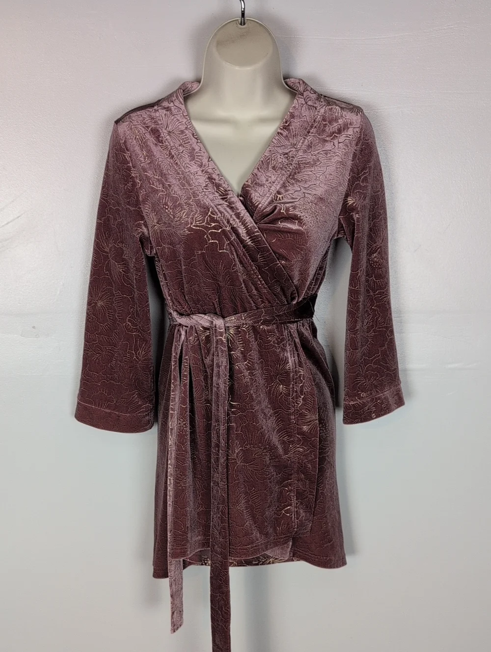 Mia Joy Velvet Robe